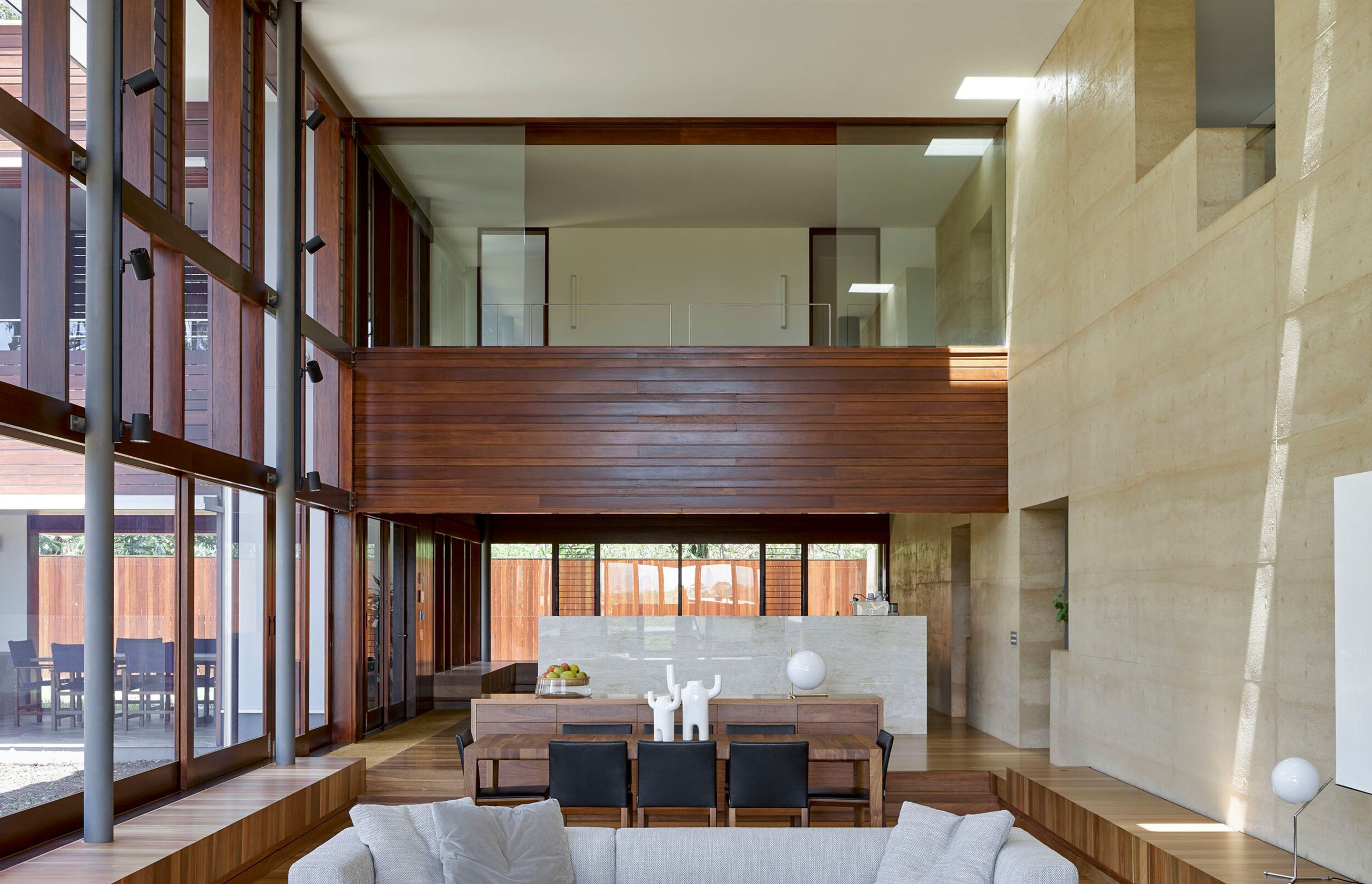 J&amp;J RESIDENCE