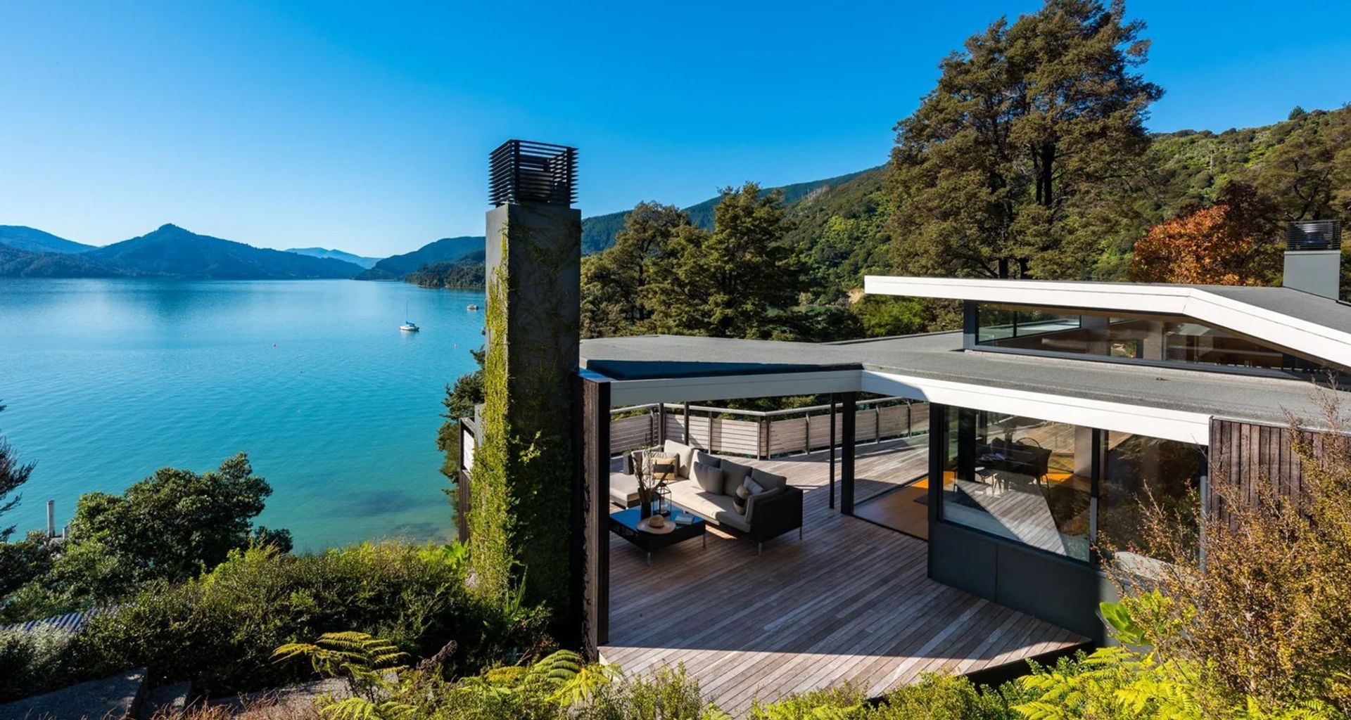 Marlborough Sounds House banner