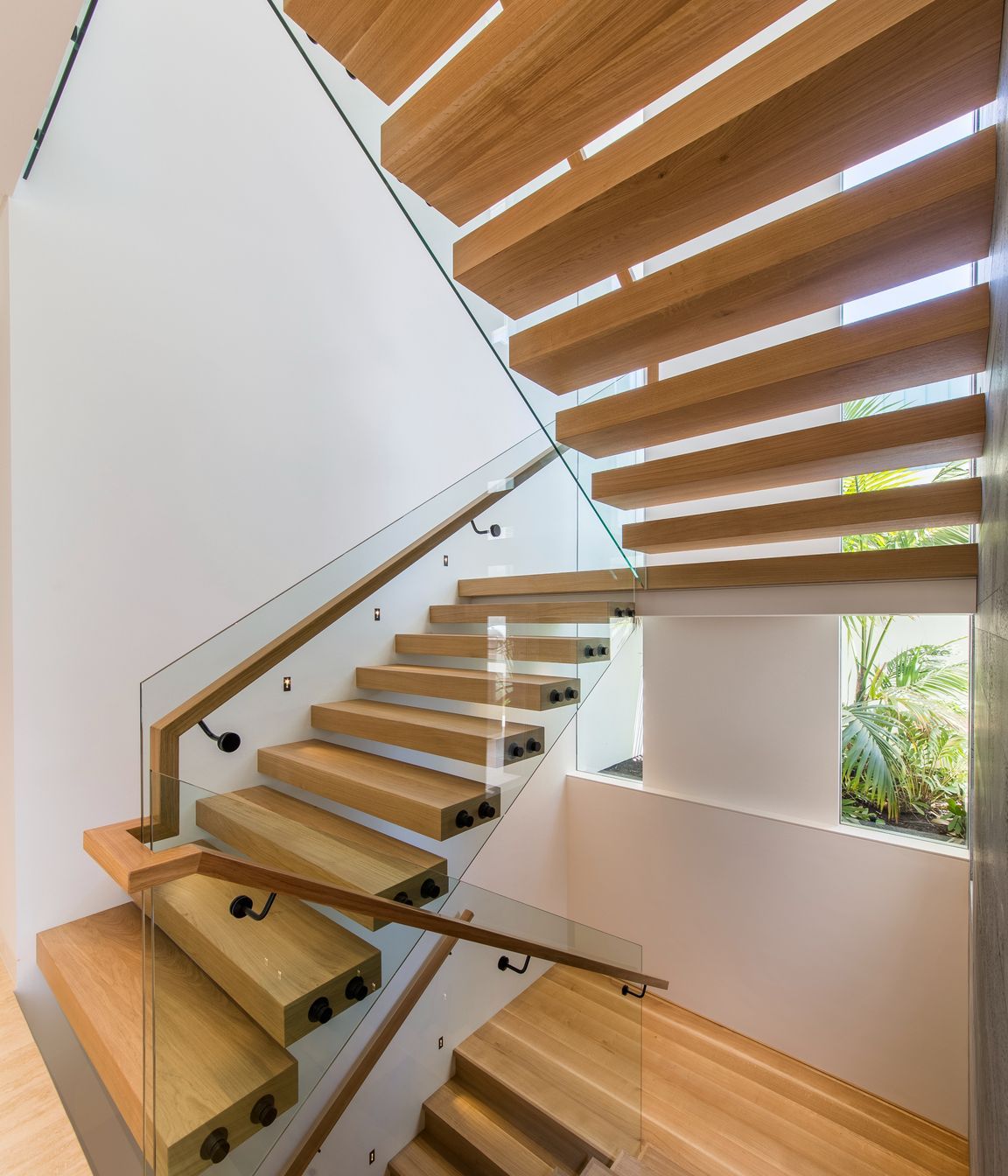 Cantilever Stairs