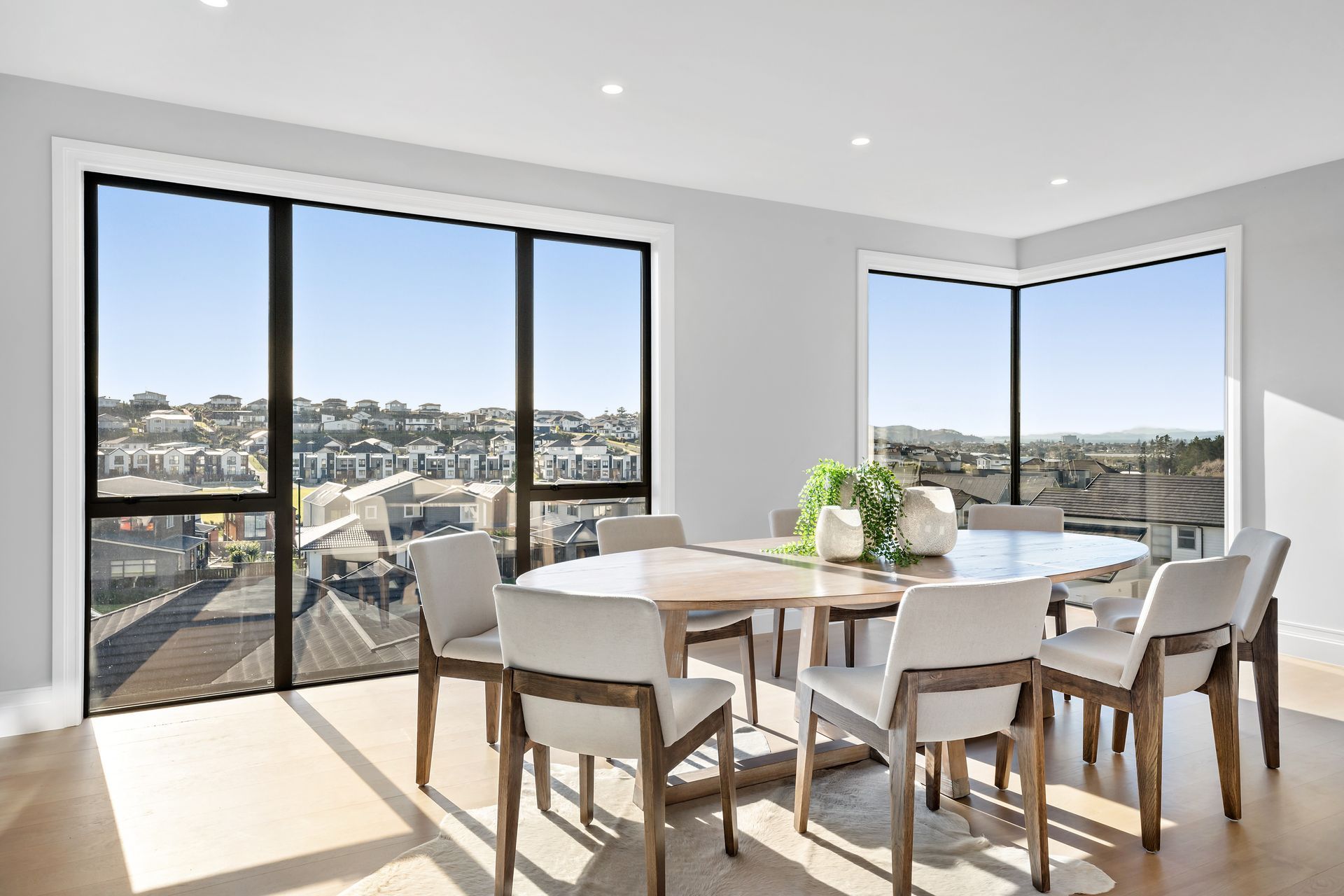 Colonial Drive, Silverdale