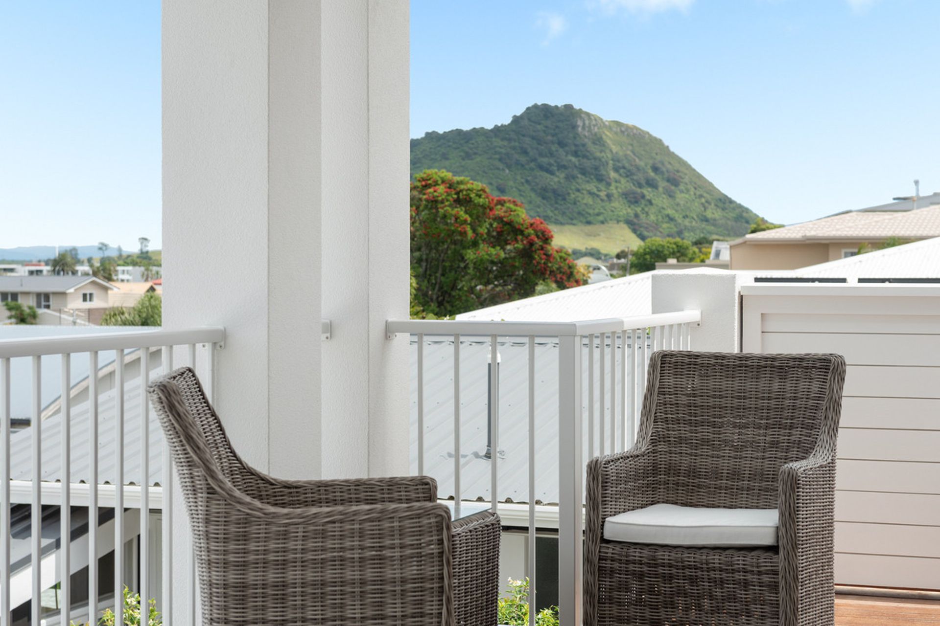 Singapore Sling, Mount Maunganui