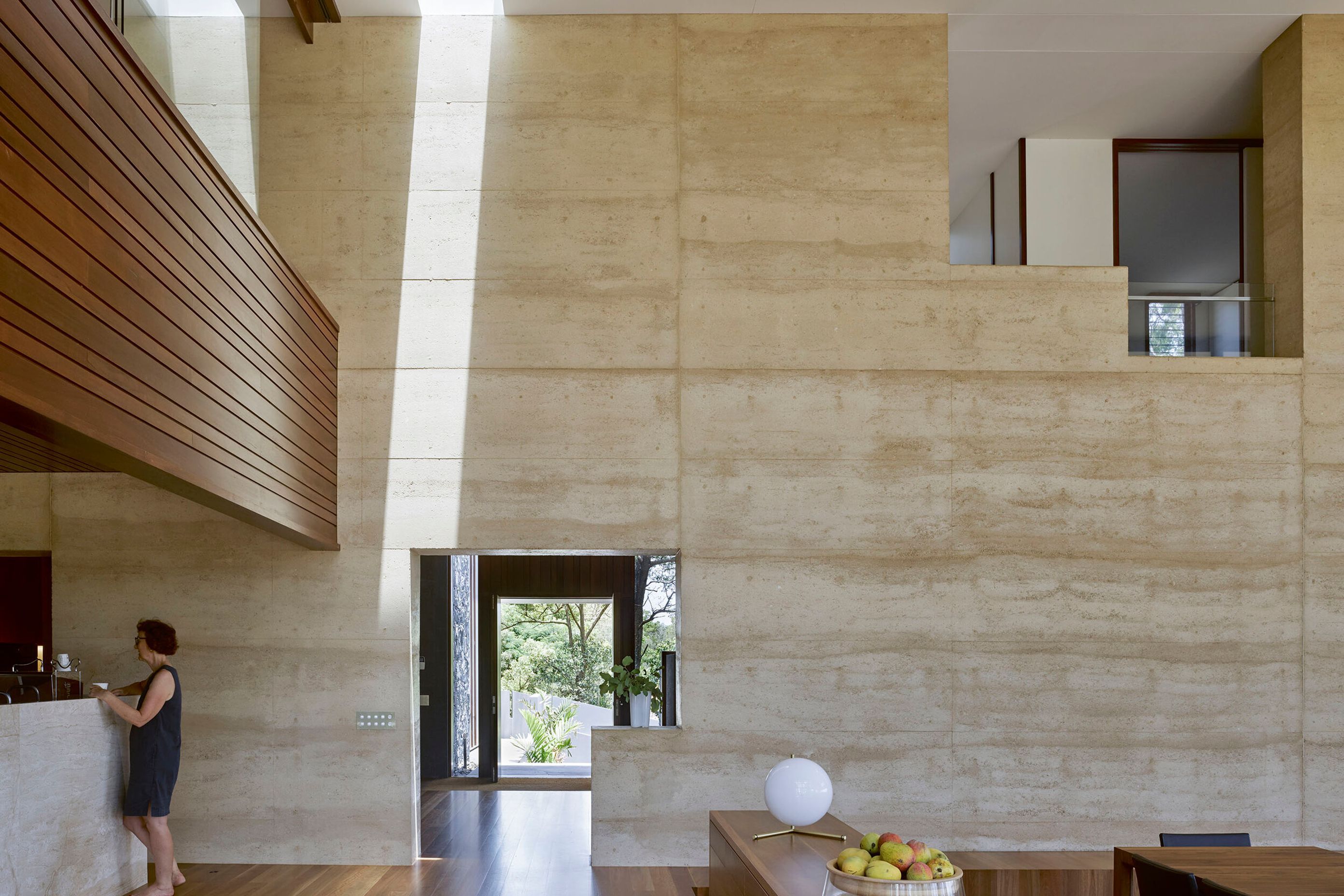 J&amp;J RESIDENCE