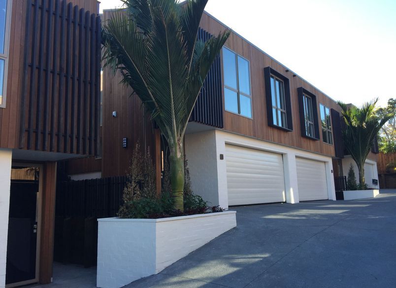 Random Carpentry by QBS