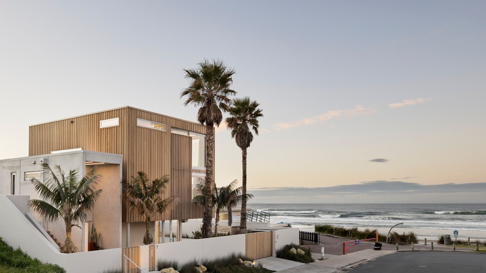 Calley Homes - Beach Beauty banner
