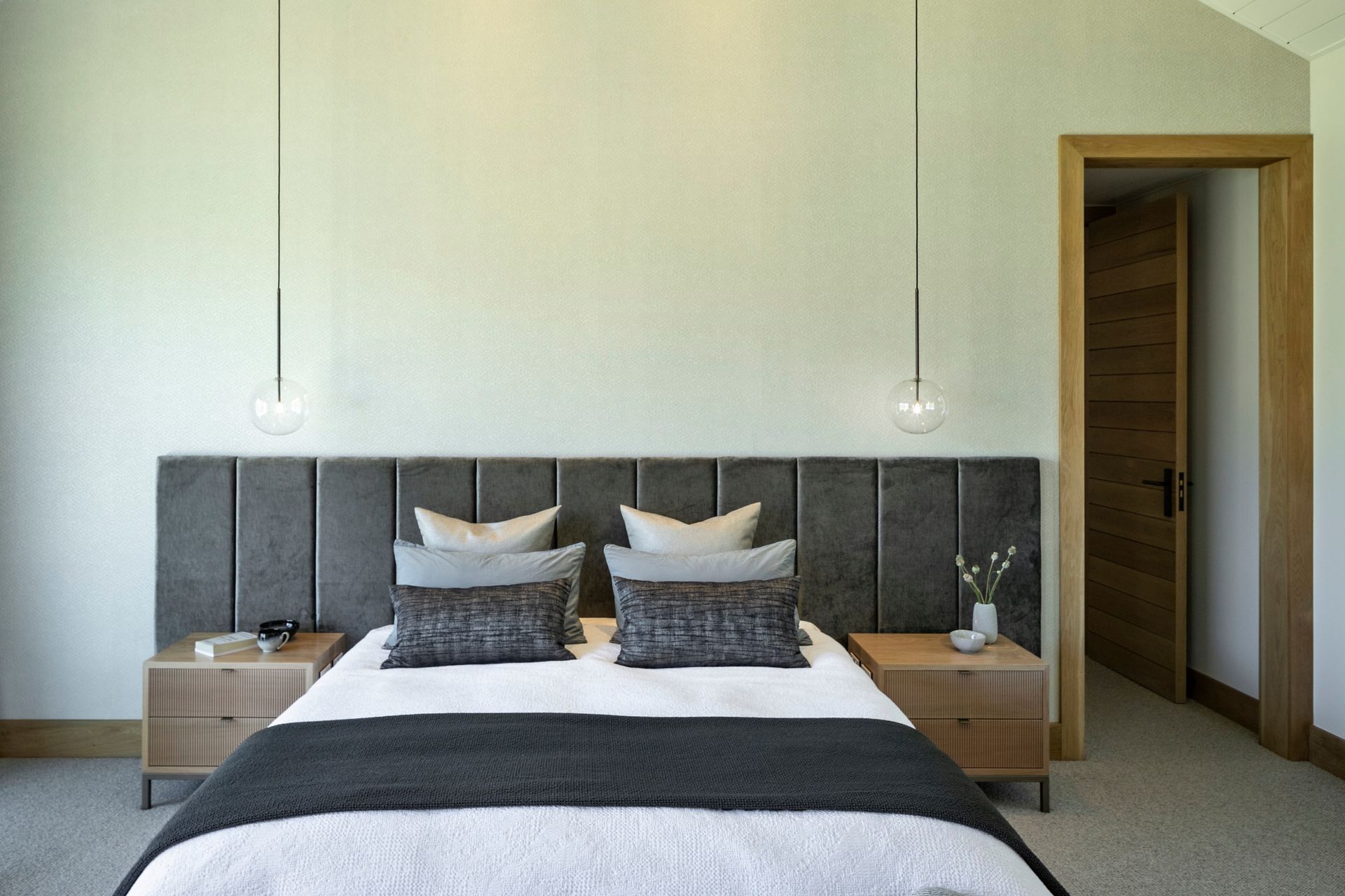 5917-Closeburn-Lodge-Whitaker-Architects-Devitt-13-ap-compressed.jpg