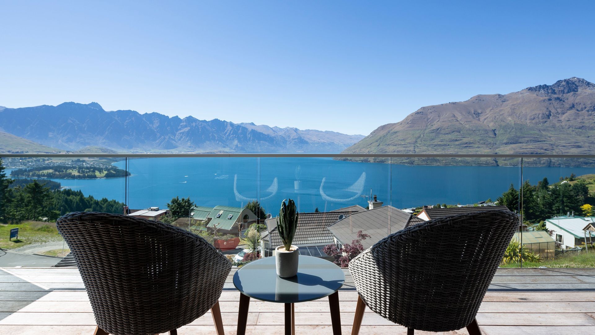 Vanda Place, Fernhill, Queenstown banner