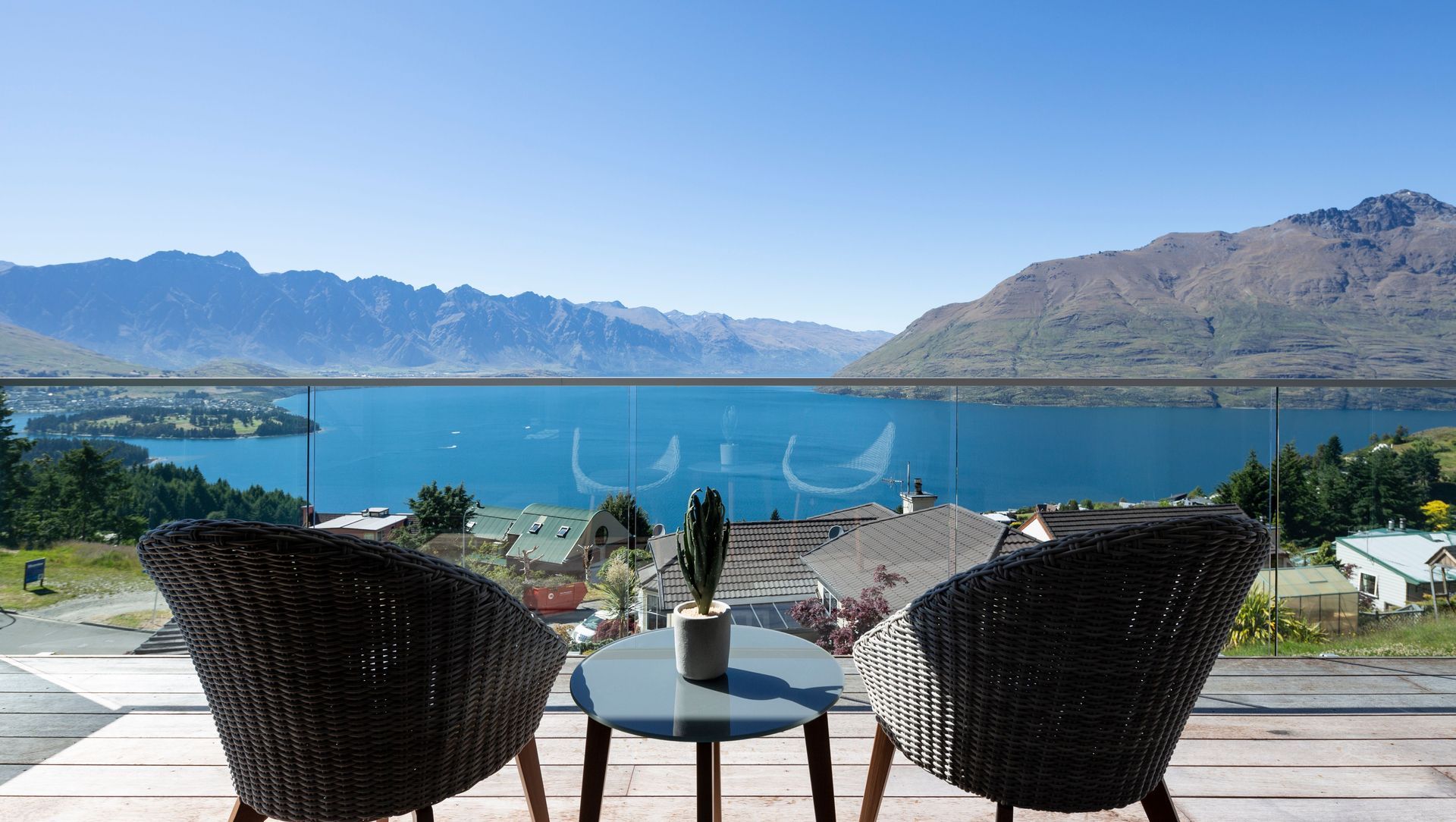 Vanda Place, Fernhill, Queenstown banner