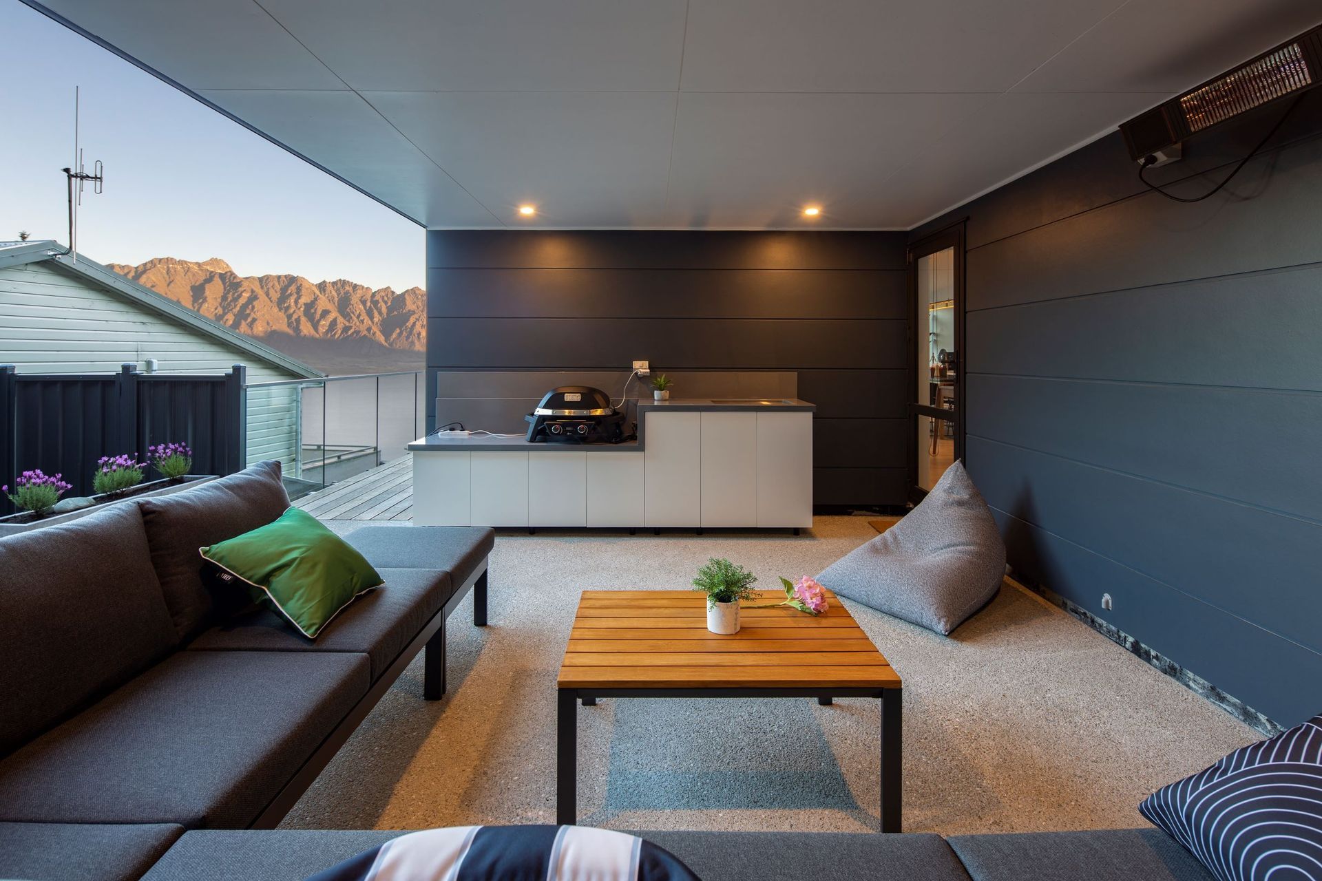 Vanda Place, Outdoor Seating Area
