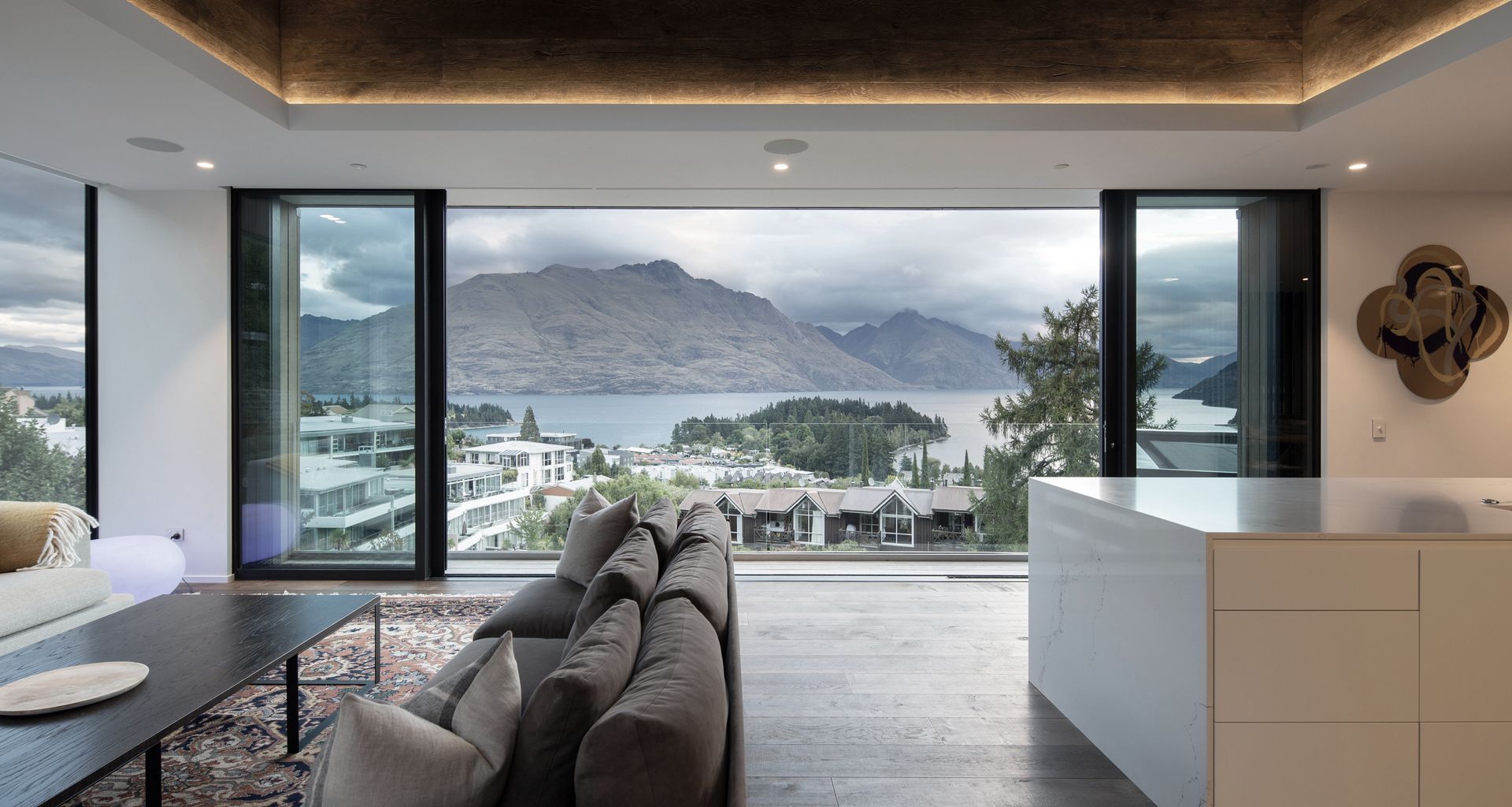 Queenstown Property | Warren & Mahoney Architects, Summit Build banner