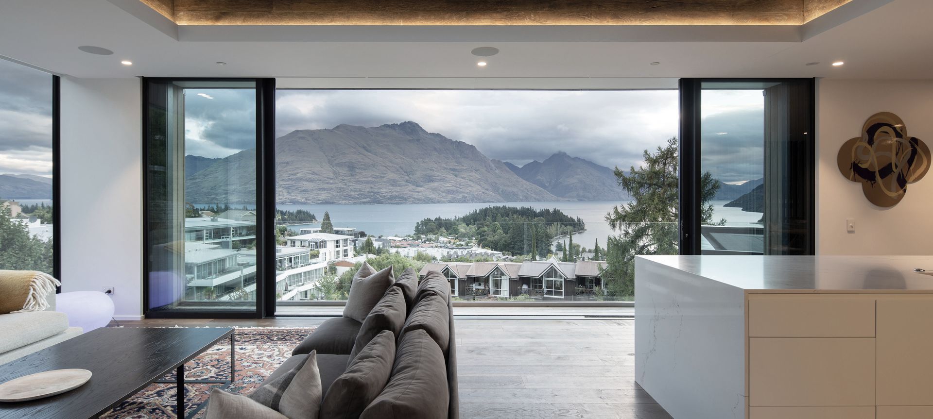 Queenstown Property | Warren & Mahoney Architects, Summit Build banner