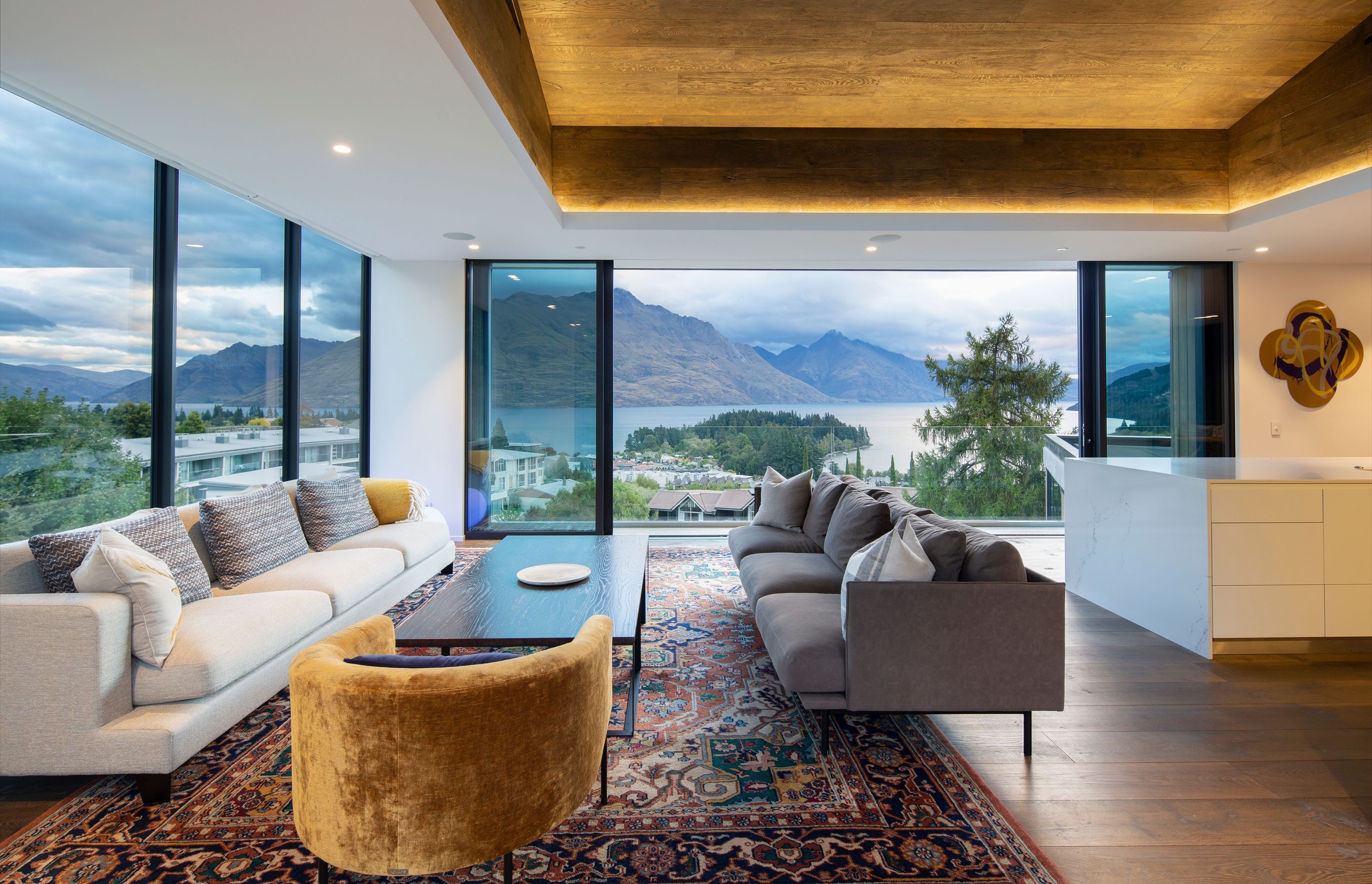 Queenstown Property | Warren &amp; Mahoney Architects, Summit Build