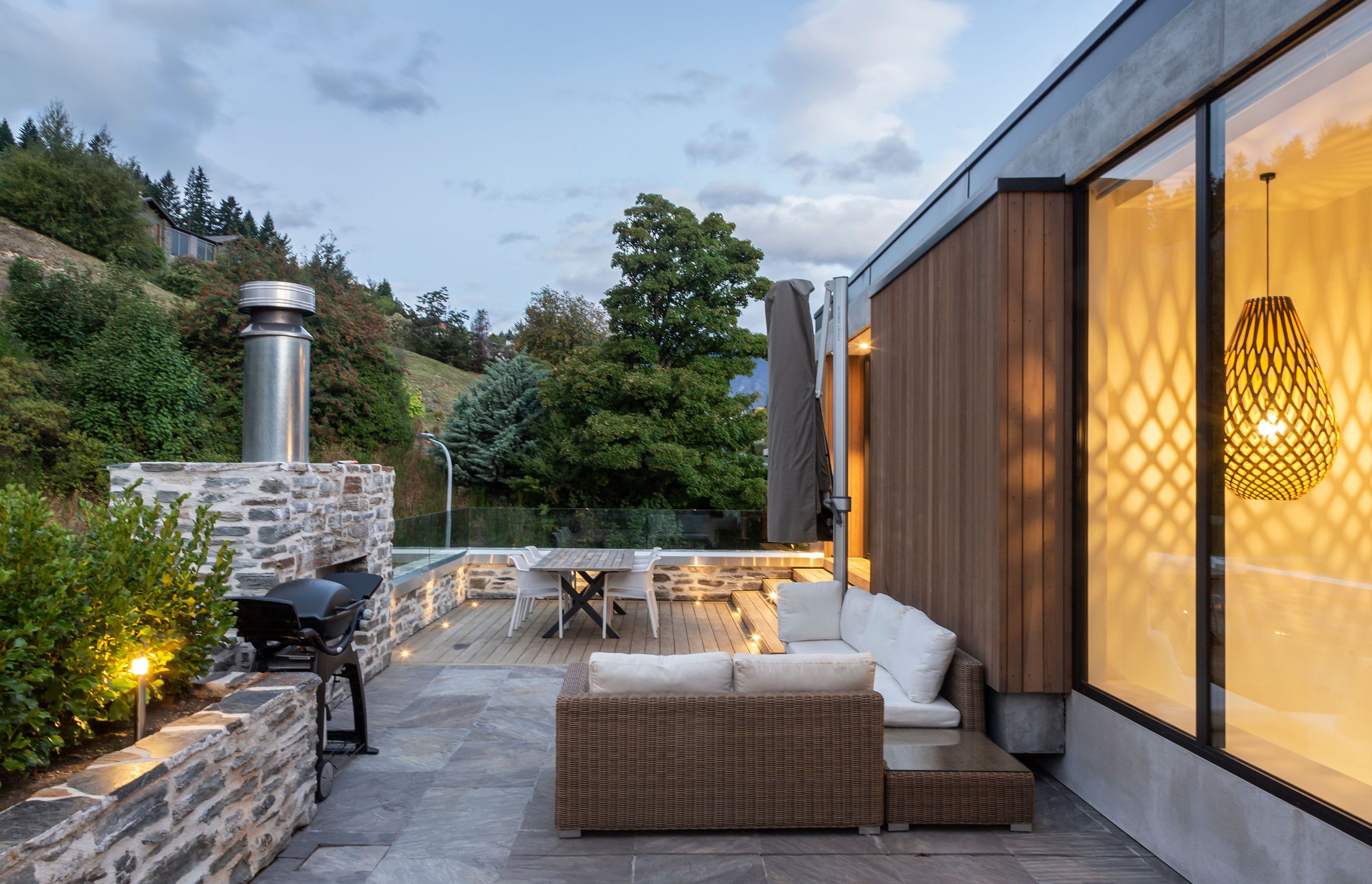 Queenstown Property | Warren &amp; Mahoney Architects, Summit Build