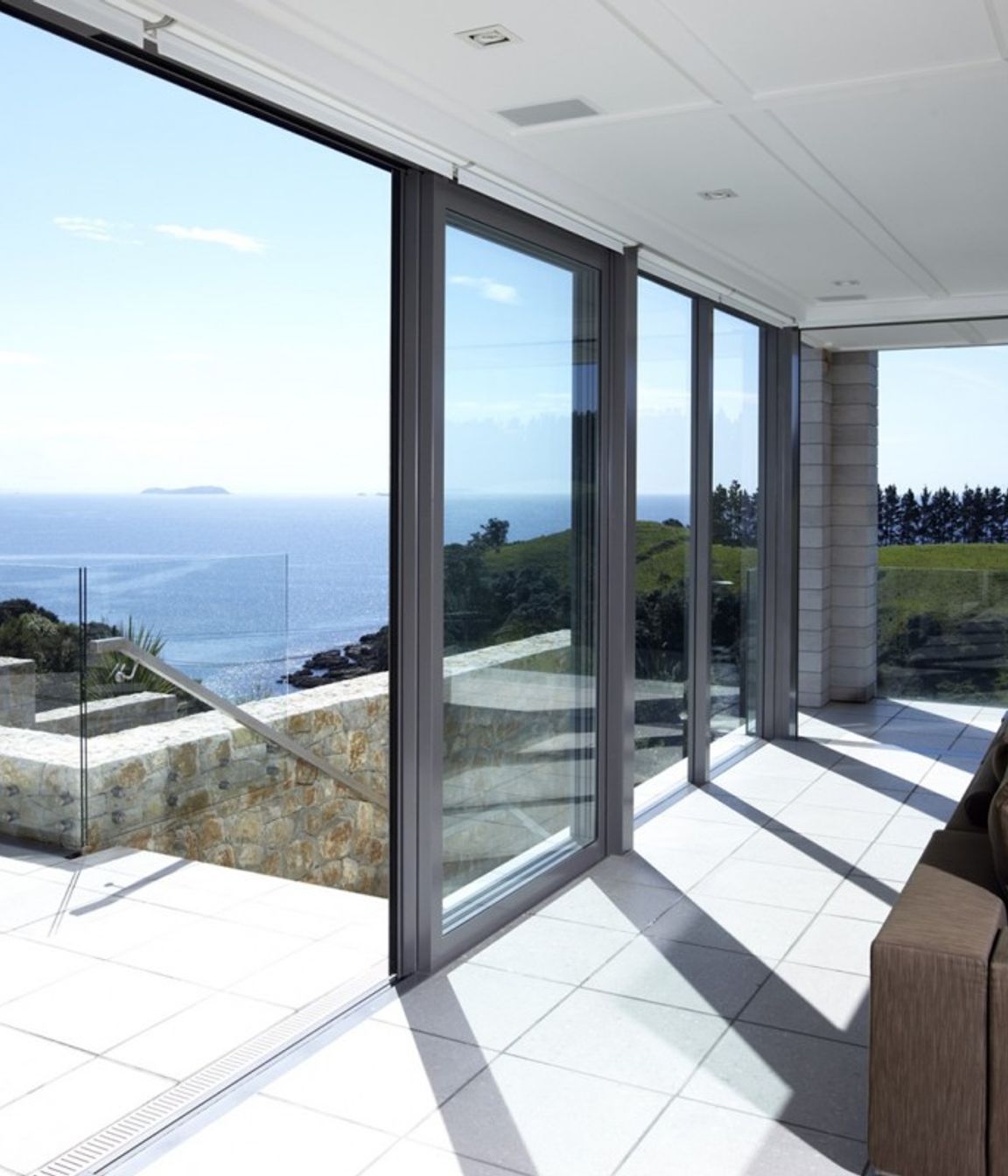 Entertainers Paradise, Waiheke