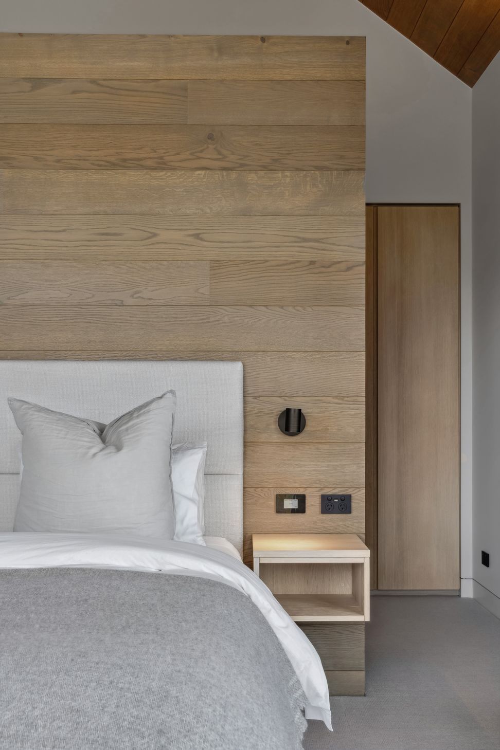 6331-Mill-Farm-Residence-Whitaker-Architects-Trinity-55-ap-compressed.jpg