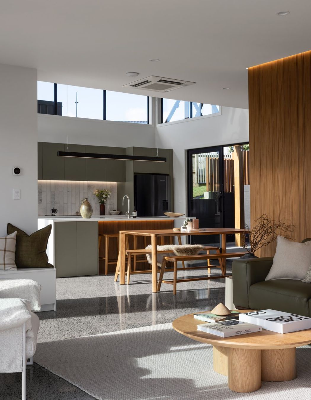 65-web-or-mls-6-Omahina-Street-5918-v2.jpg