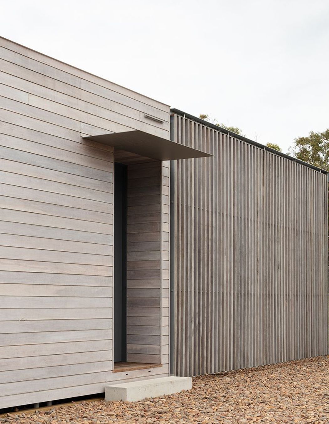 Courtyard House for Fabprefab