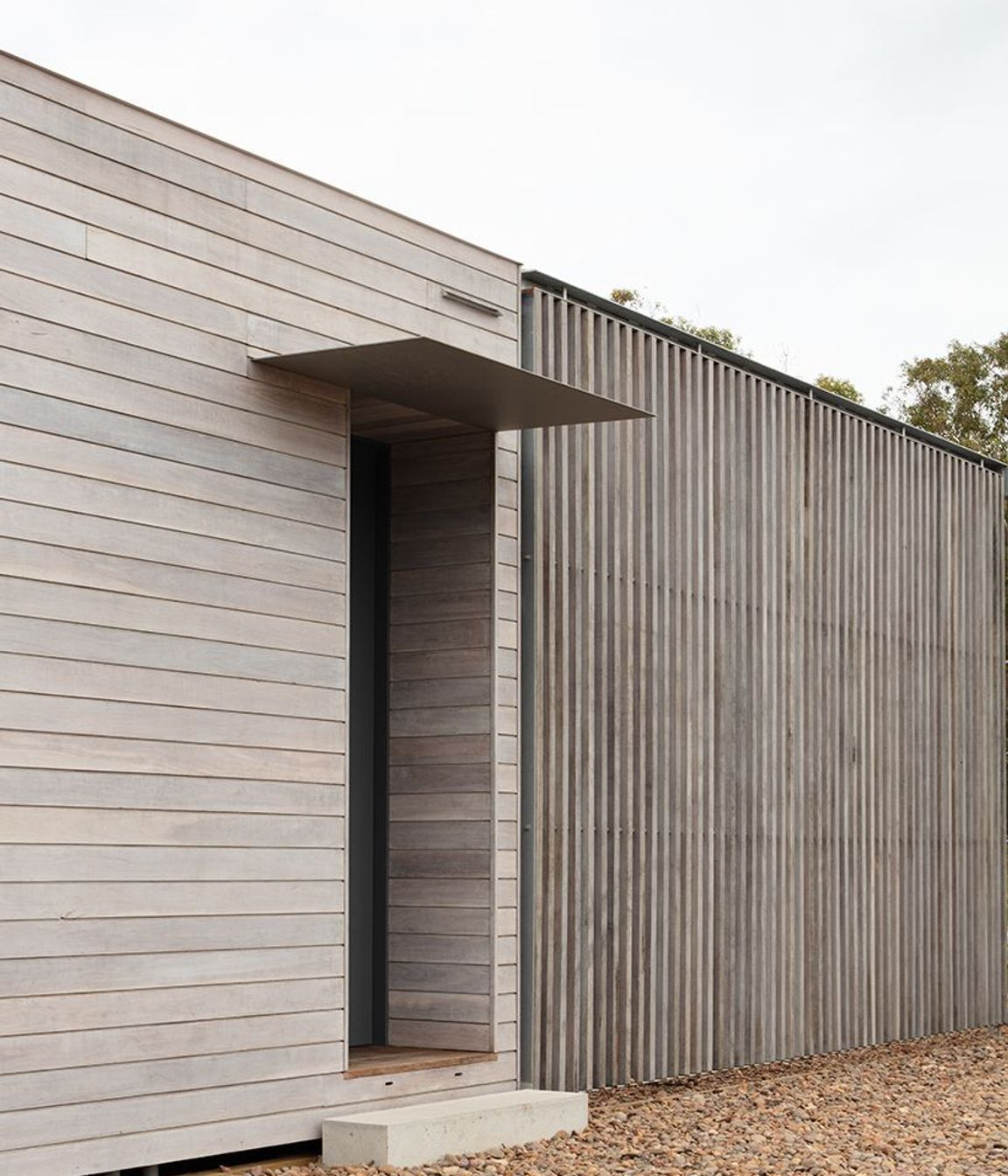 Courtyard House for Fabprefab