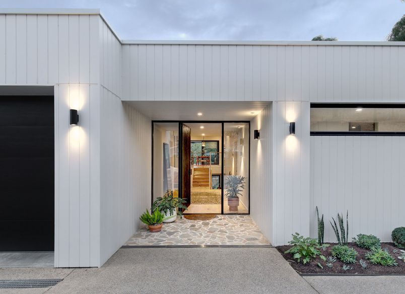 Stonyfell - Sloping Block