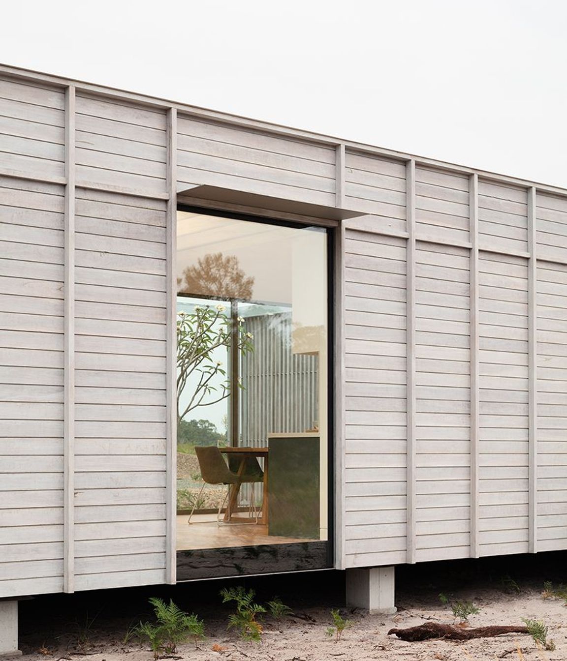 Courtyard House for Fabprefab
