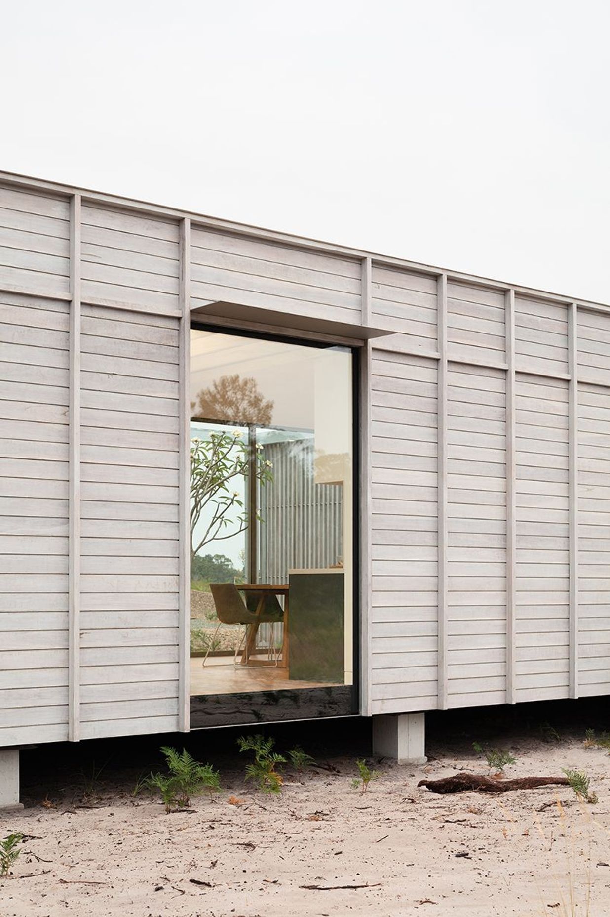 Courtyard House for Fabprefab