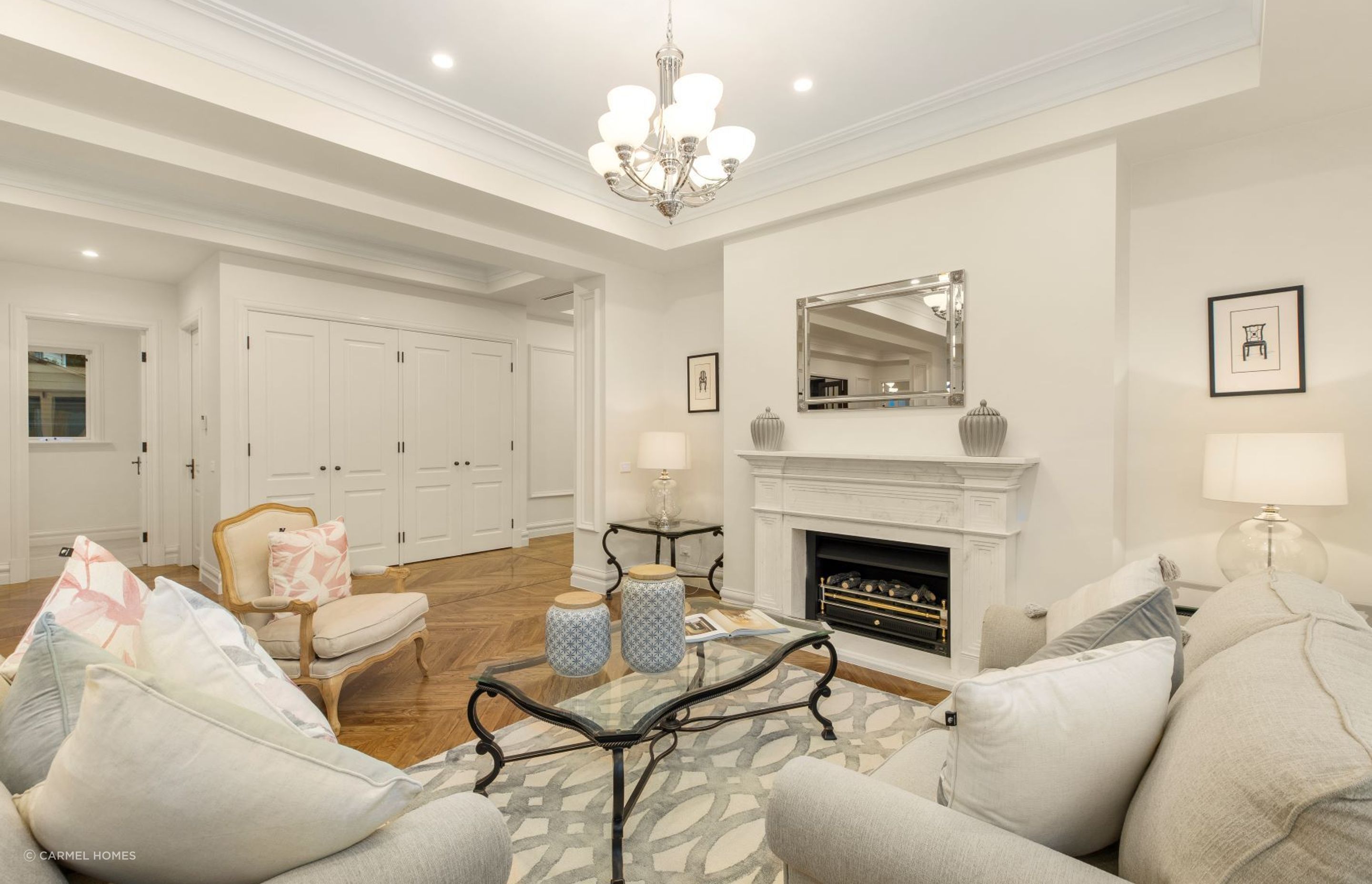 Sal De Vie - Luxury French Provincial Home