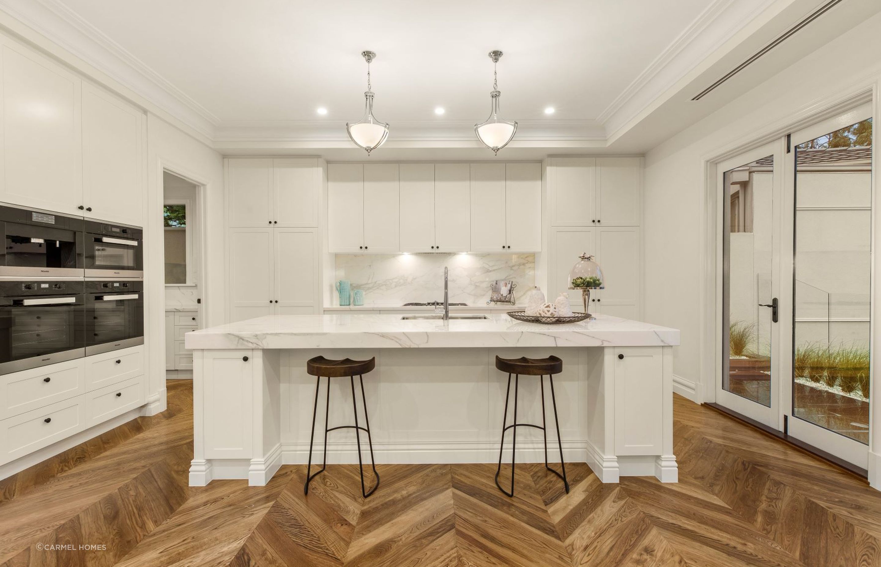Sal De Vie - Luxury French Provincial Home