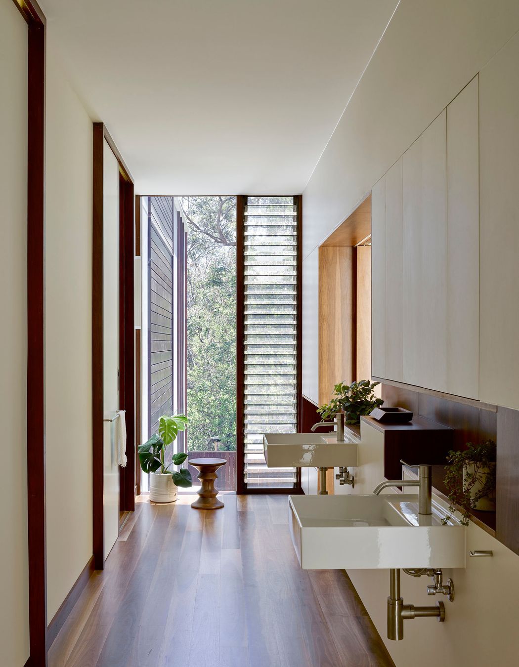 J&J RESIDENCE