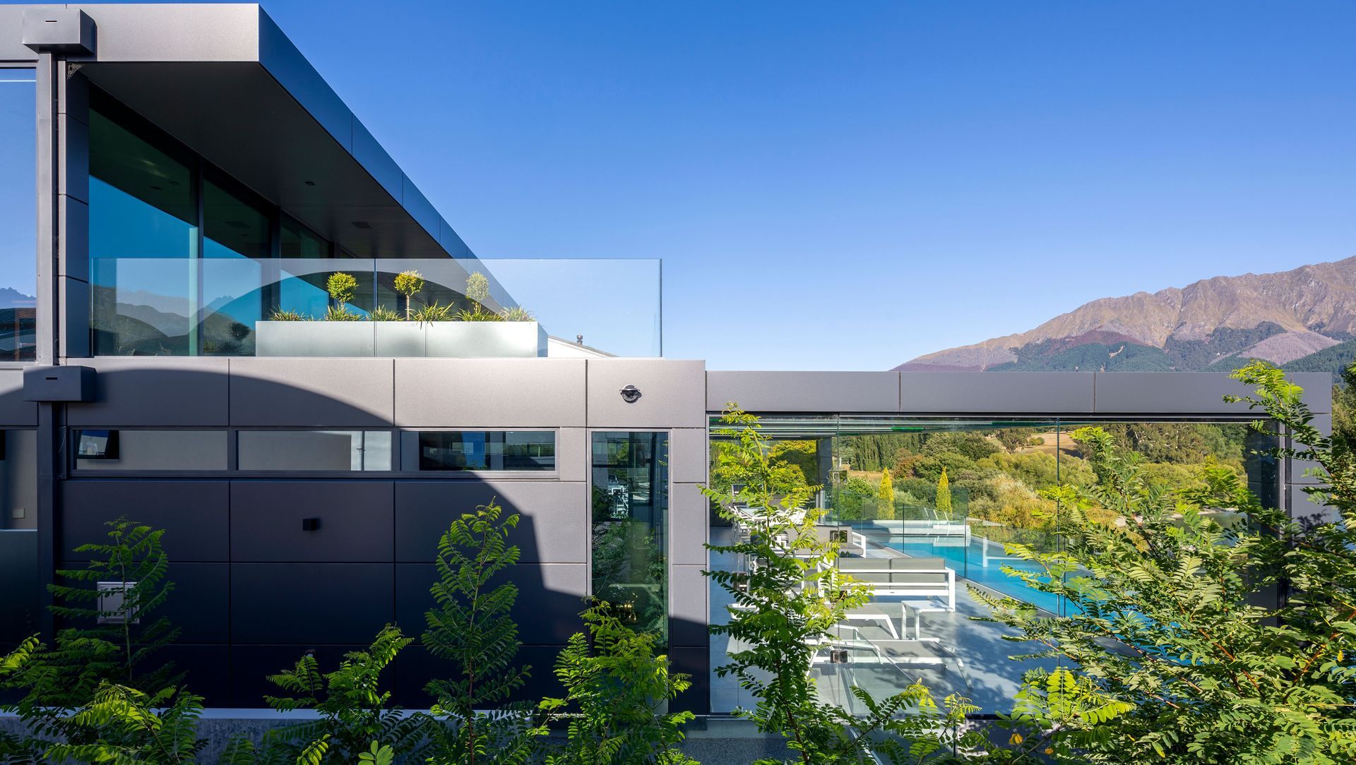 Gary Todd Architect | Kelvin Heights Luxury Home banner