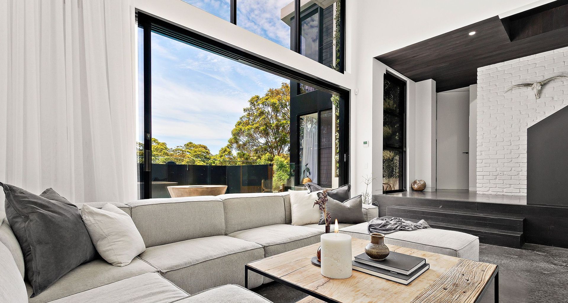 View Street, Merewether banner
