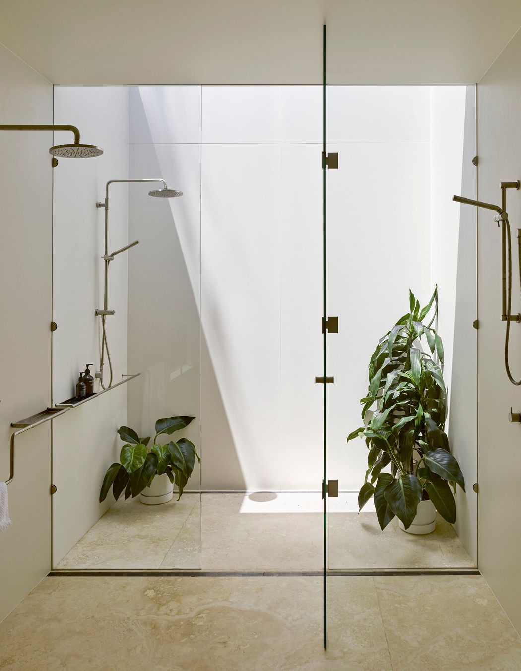 J&J RESIDENCE