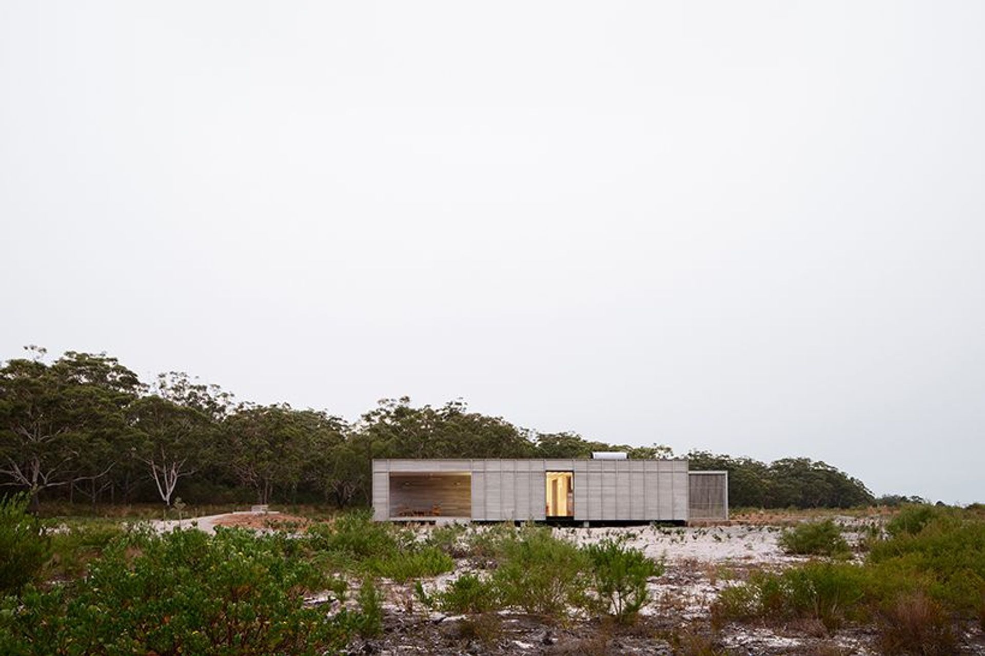 Courtyard House for Fabprefab