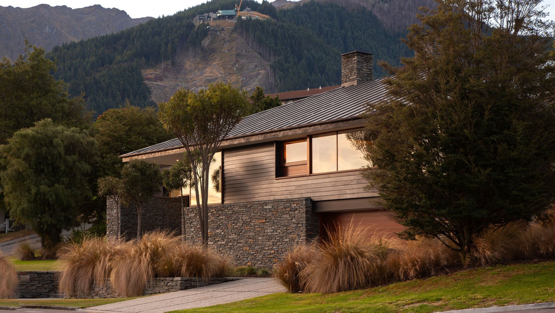 Park Street Lakefront Luxury by Andrew Wiley Architect & Ralf Kruger Landscape Architect banner