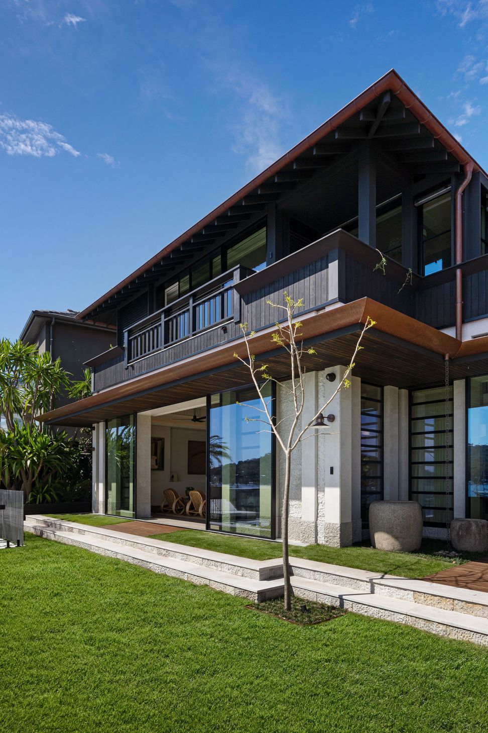 Minimal sliding doors at its best