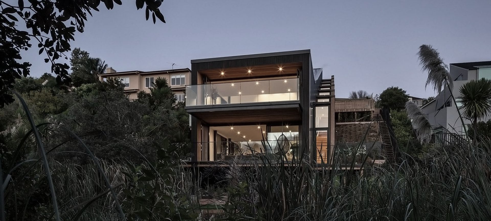 Onepoto House banner