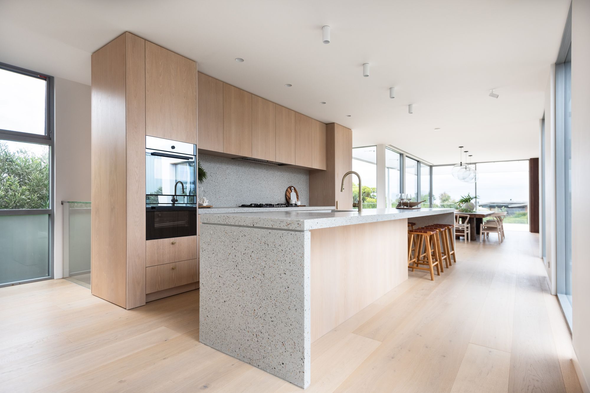 ANGLESEAHOUSE0004HIRES.JPG