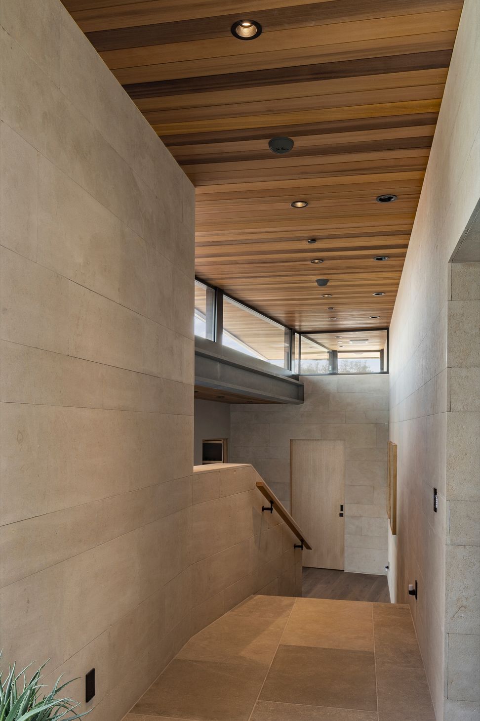 AO-HOUSELOWER-HALL01-ap-compressed.jpg