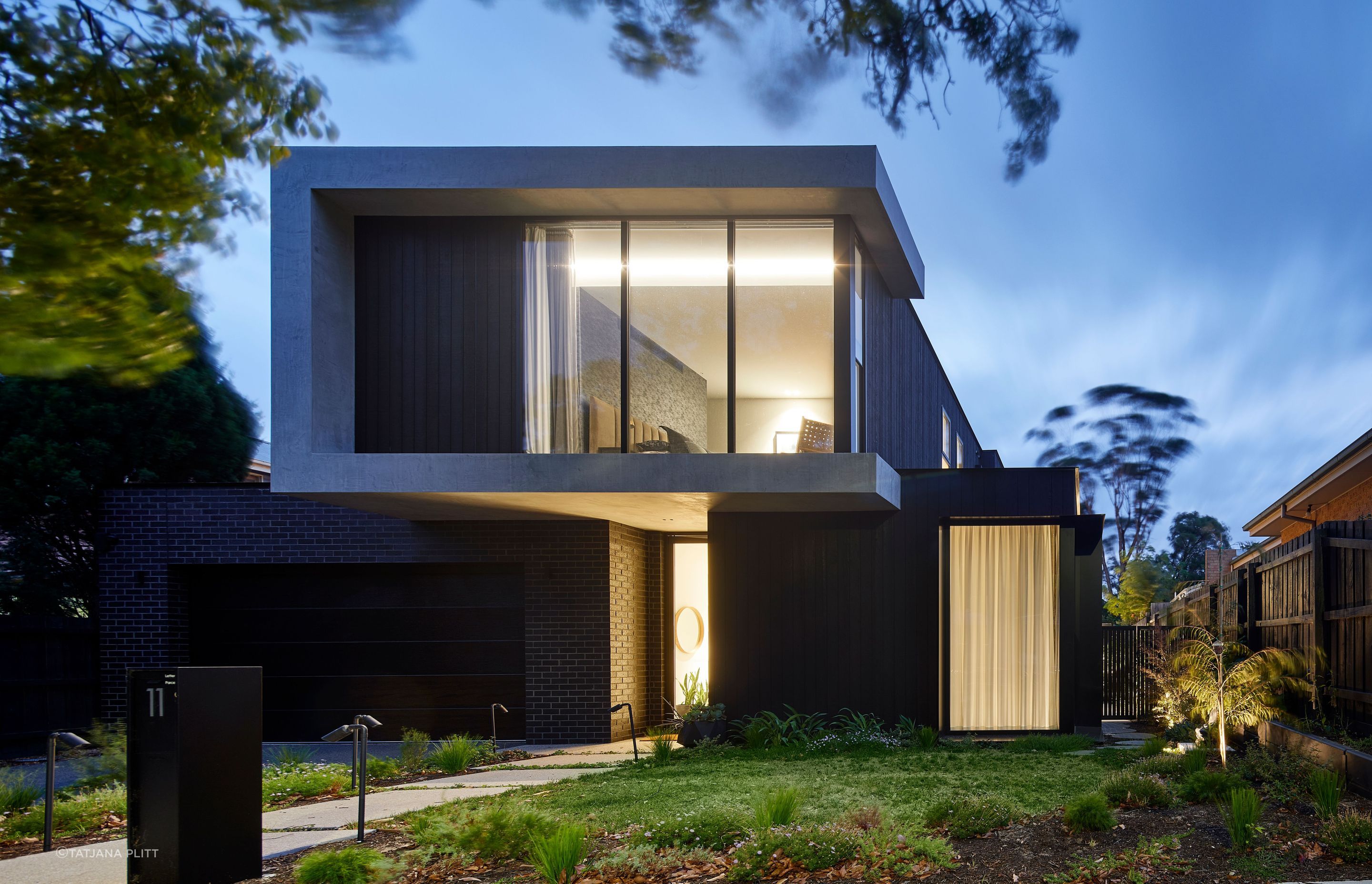 Storey Avenue, Hampton