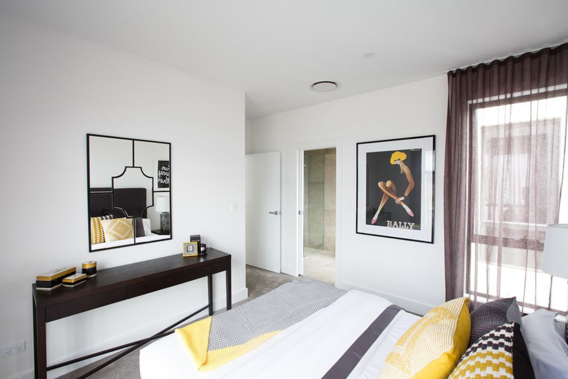 Aria Display Home