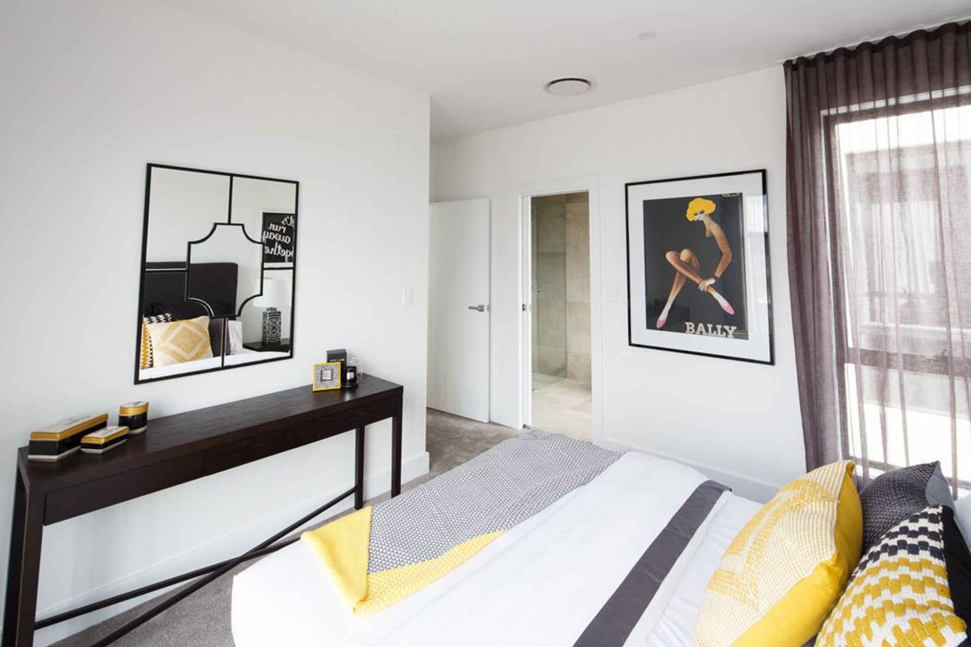 Aria Display Home