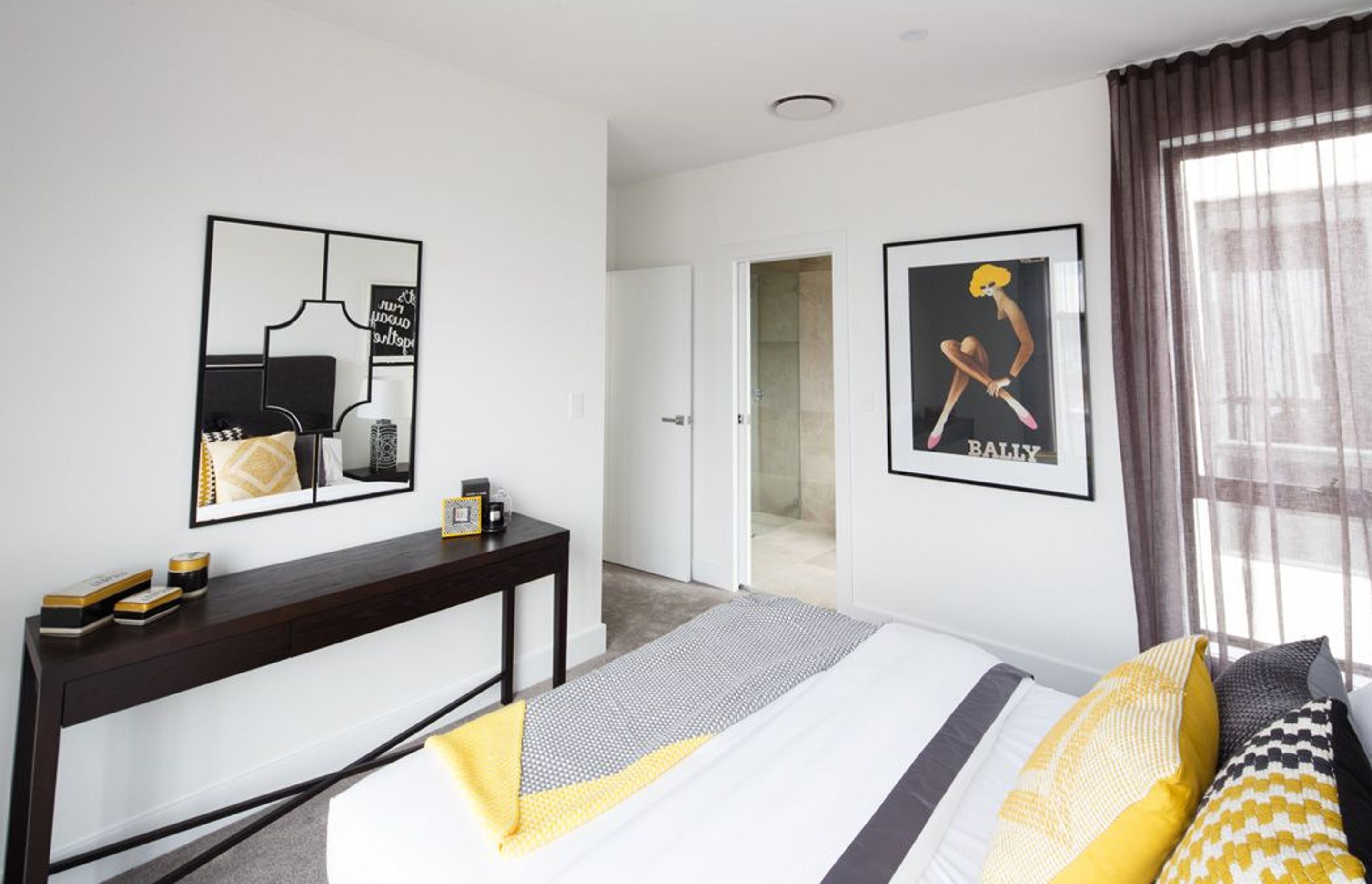 Aria Display Home