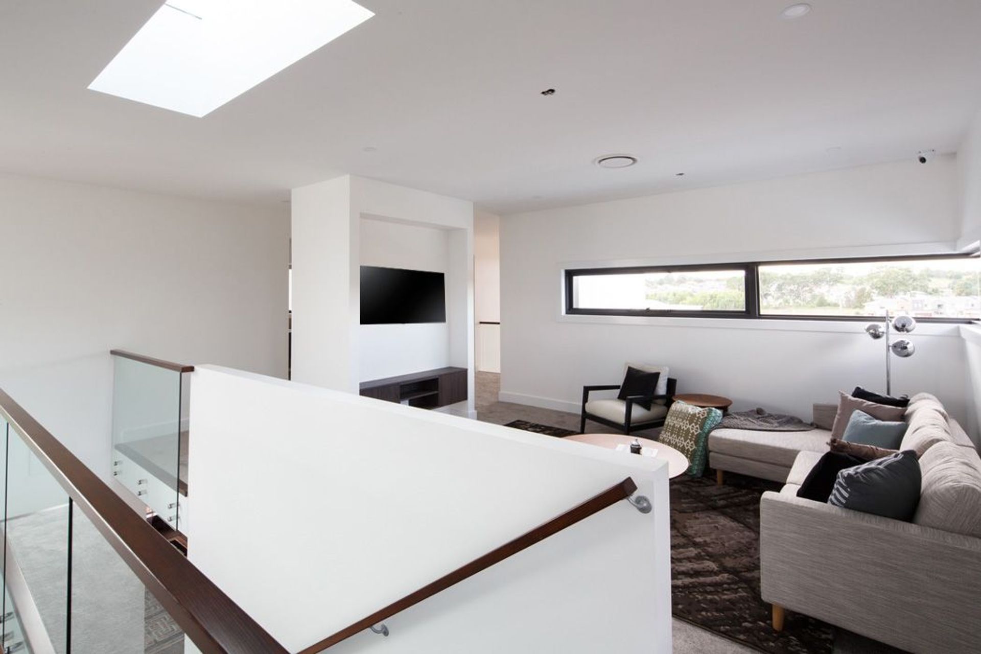 Aria Display Home