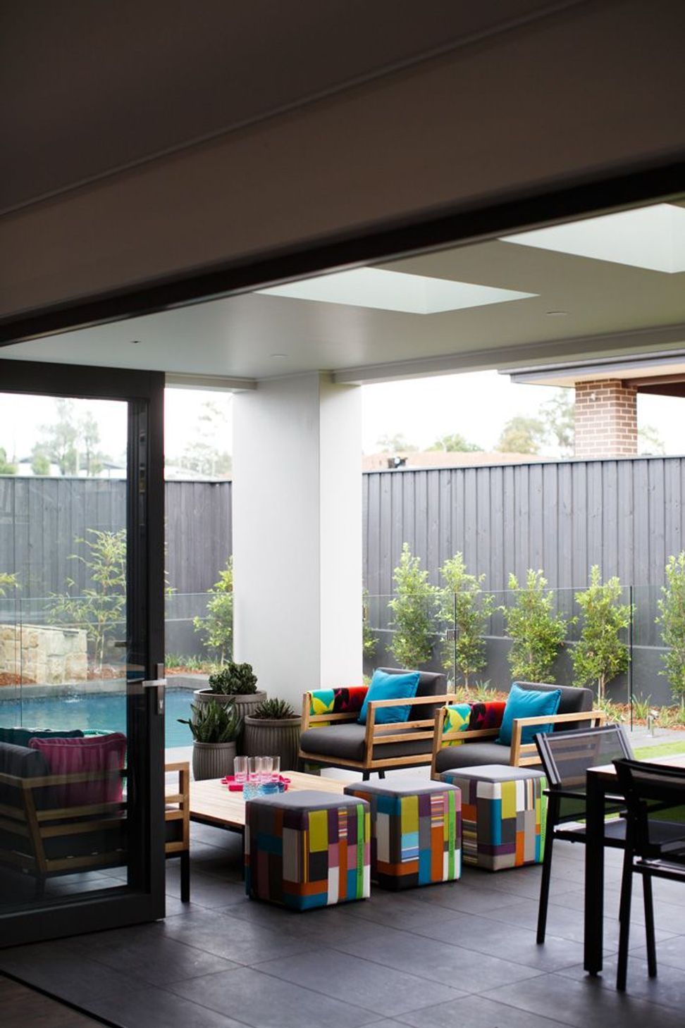 Aria Display Home