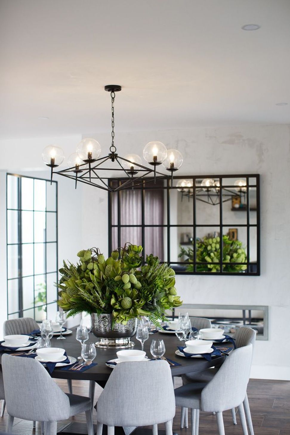 Aria Display Home