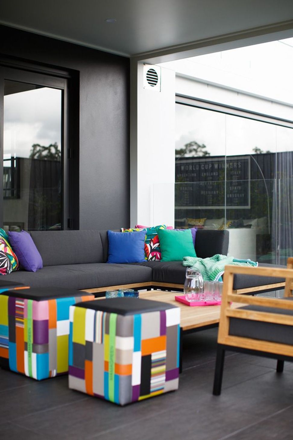 Aria Display Home