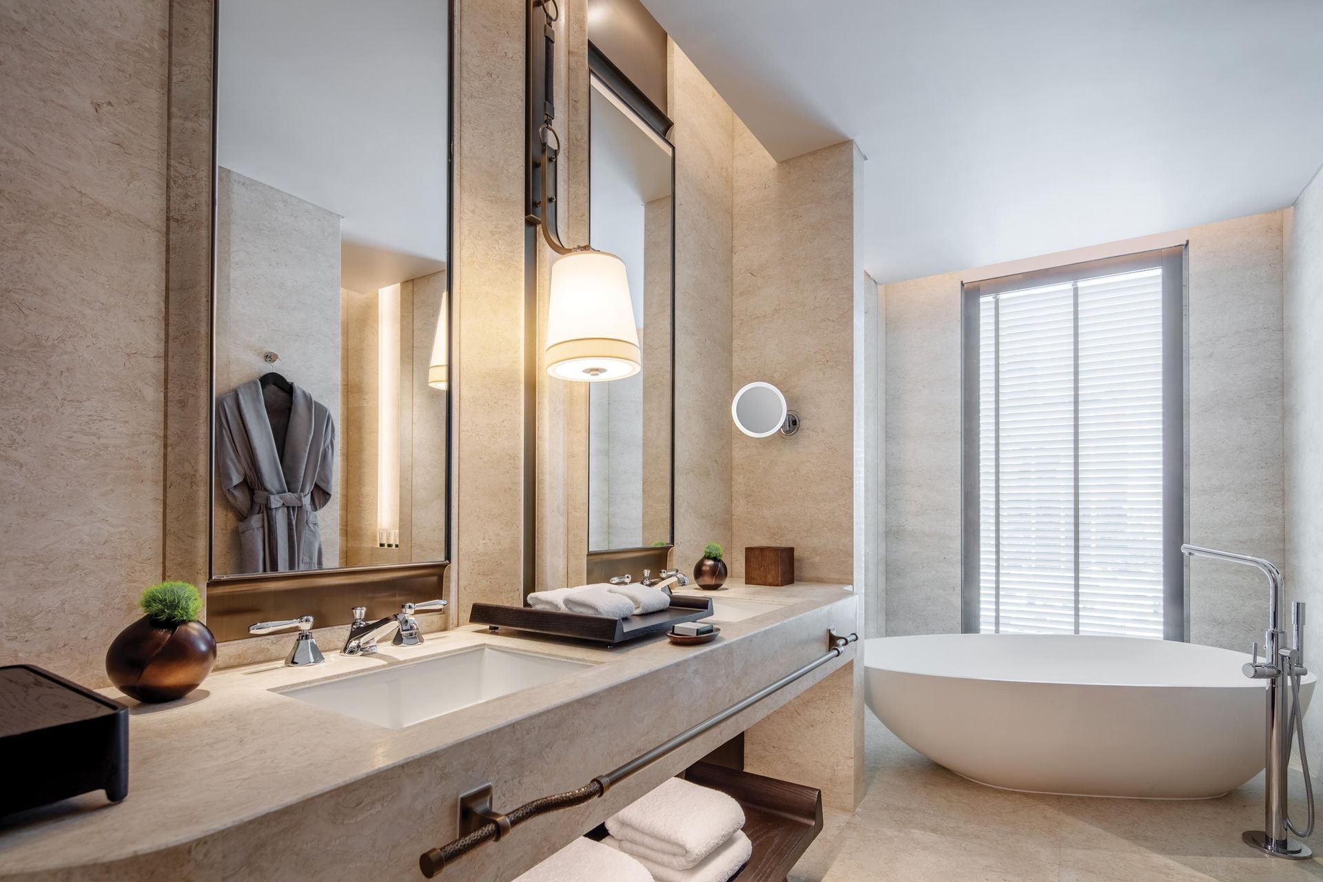 AstriaSuite-1416-4420-HDR-rev-2.jpg