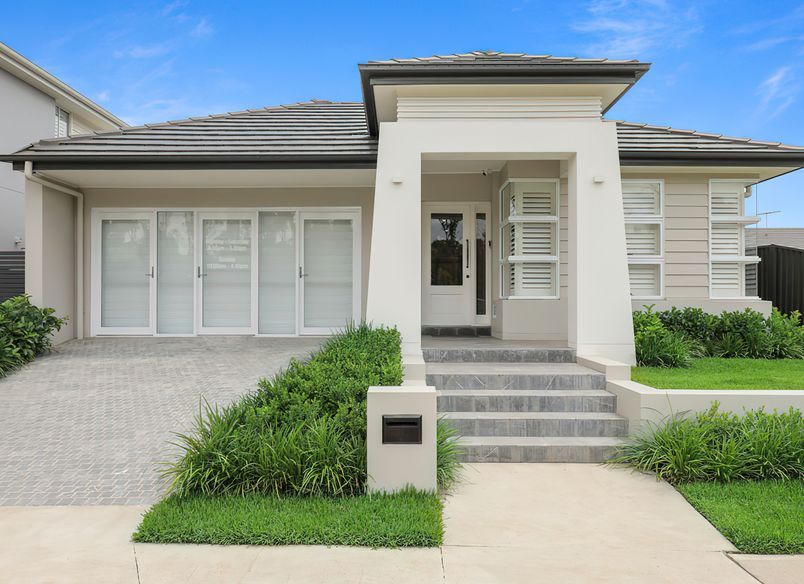 Austral Display Home - Hamptons Style