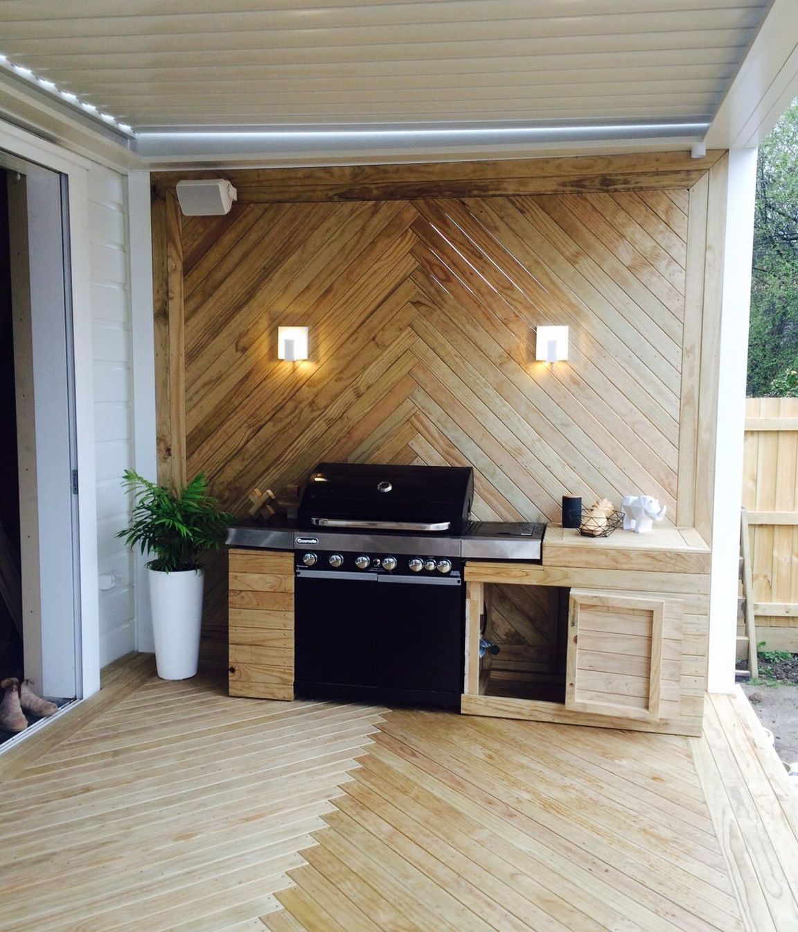 Random Carpentry by QBS