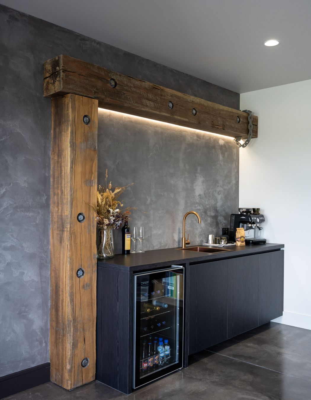 Pukekohe - Custom Built Office/Barn