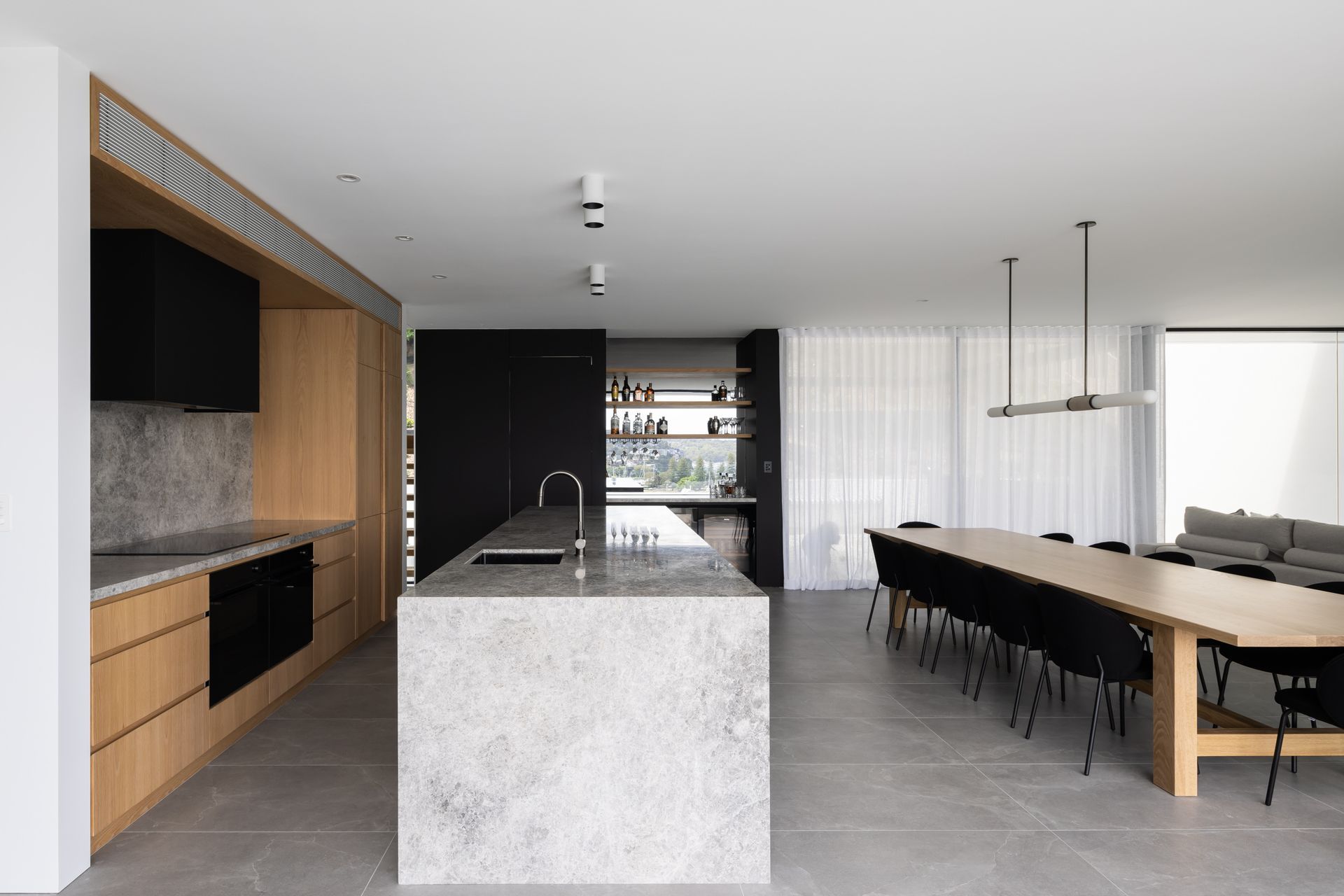 Photography: Simon Whitbread Photography