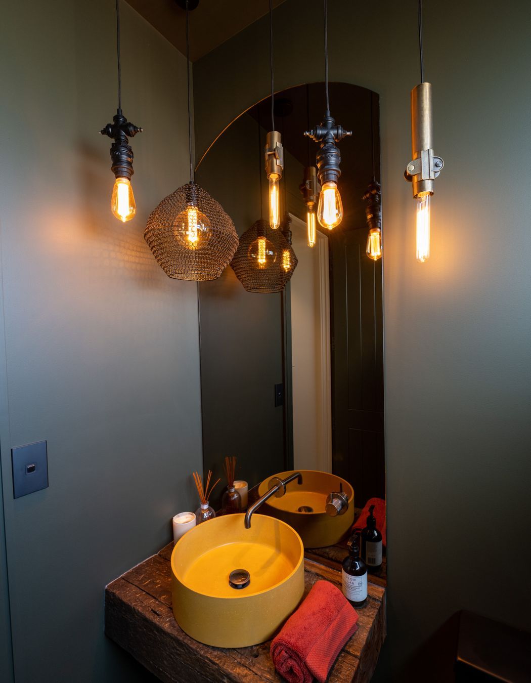 Pukekohe - Custom Built Office/Barn